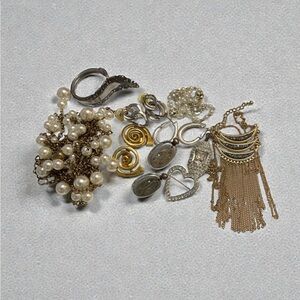 Elegant Gold and Silver Jewelry Set